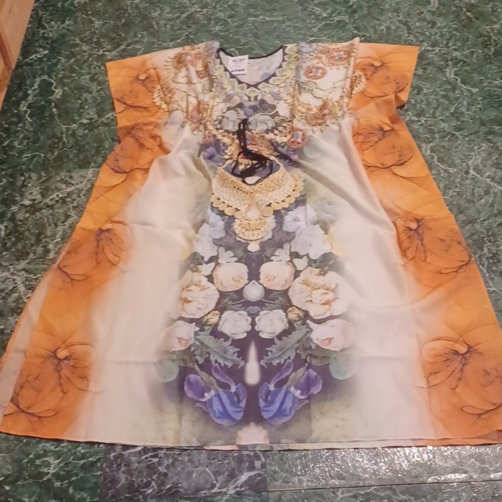 Caftan size fits most Tamsy lounge ware